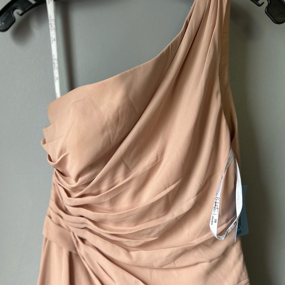Elegant One-Shoulder Dress in Sand
